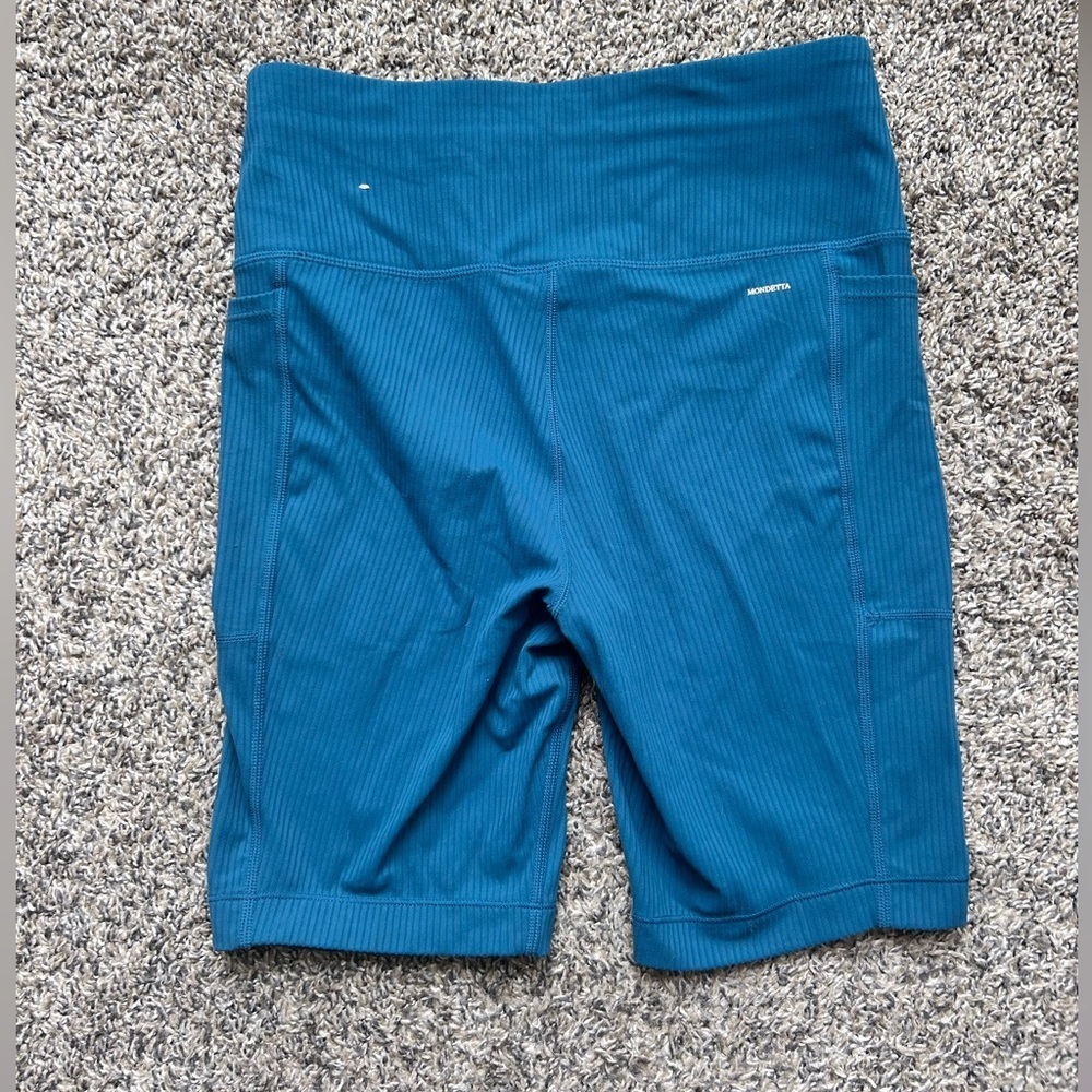 Mondetta NWOT Teal Ribbed Workout Biker Shorts 8” Inseam size small - Picture 4 of 4